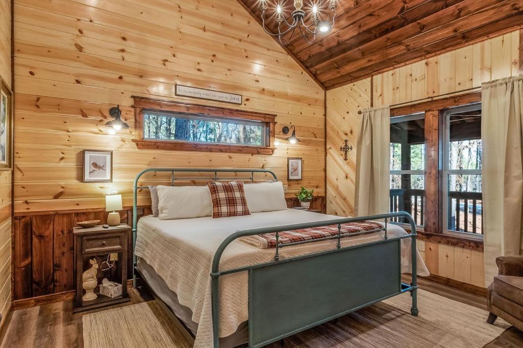 Large Luxury 2Br Cabin W Hot Tub Double Trouble Was Designed For Fun Comfort And Memories Minutes From Buzzling Hochatown And Beautiful Beaver Bend State Park Broken Bow Exterior foto