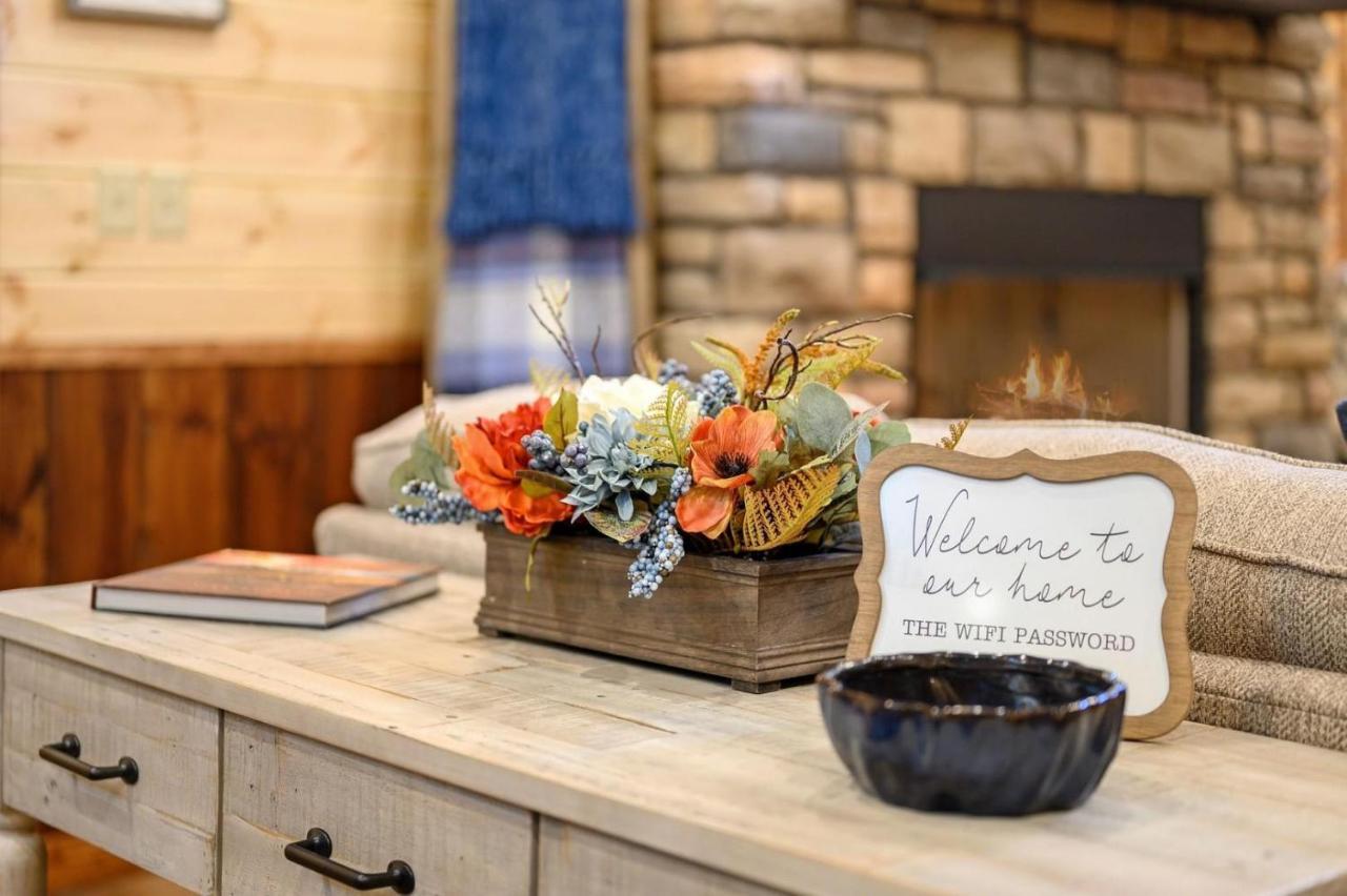 Large Luxury 2Br Cabin W Hot Tub Double Trouble Was Designed For Fun Comfort And Memories Minutes From Buzzling Hochatown And Beautiful Beaver Bend State Park Broken Bow Exterior foto