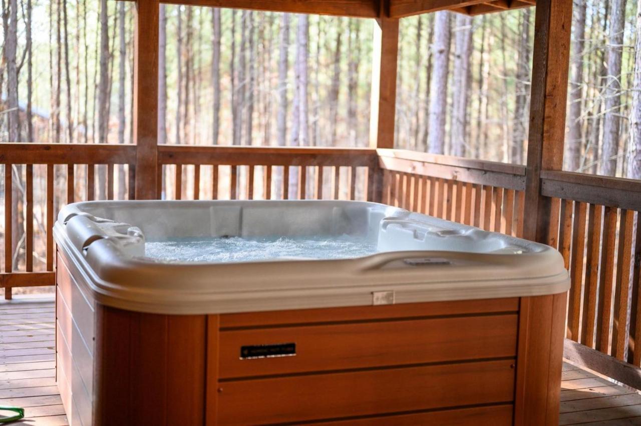 Large Luxury 2Br Cabin W Hot Tub Double Trouble Was Designed For Fun Comfort And Memories Minutes From Buzzling Hochatown And Beautiful Beaver Bend State Park Broken Bow Exterior foto