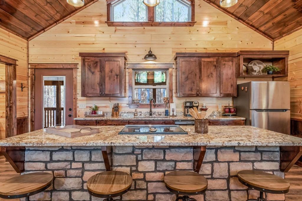 Large Luxury 2Br Cabin W Hot Tub Double Trouble Was Designed For Fun Comfort And Memories Minutes From Buzzling Hochatown And Beautiful Beaver Bend State Park Broken Bow Exterior foto